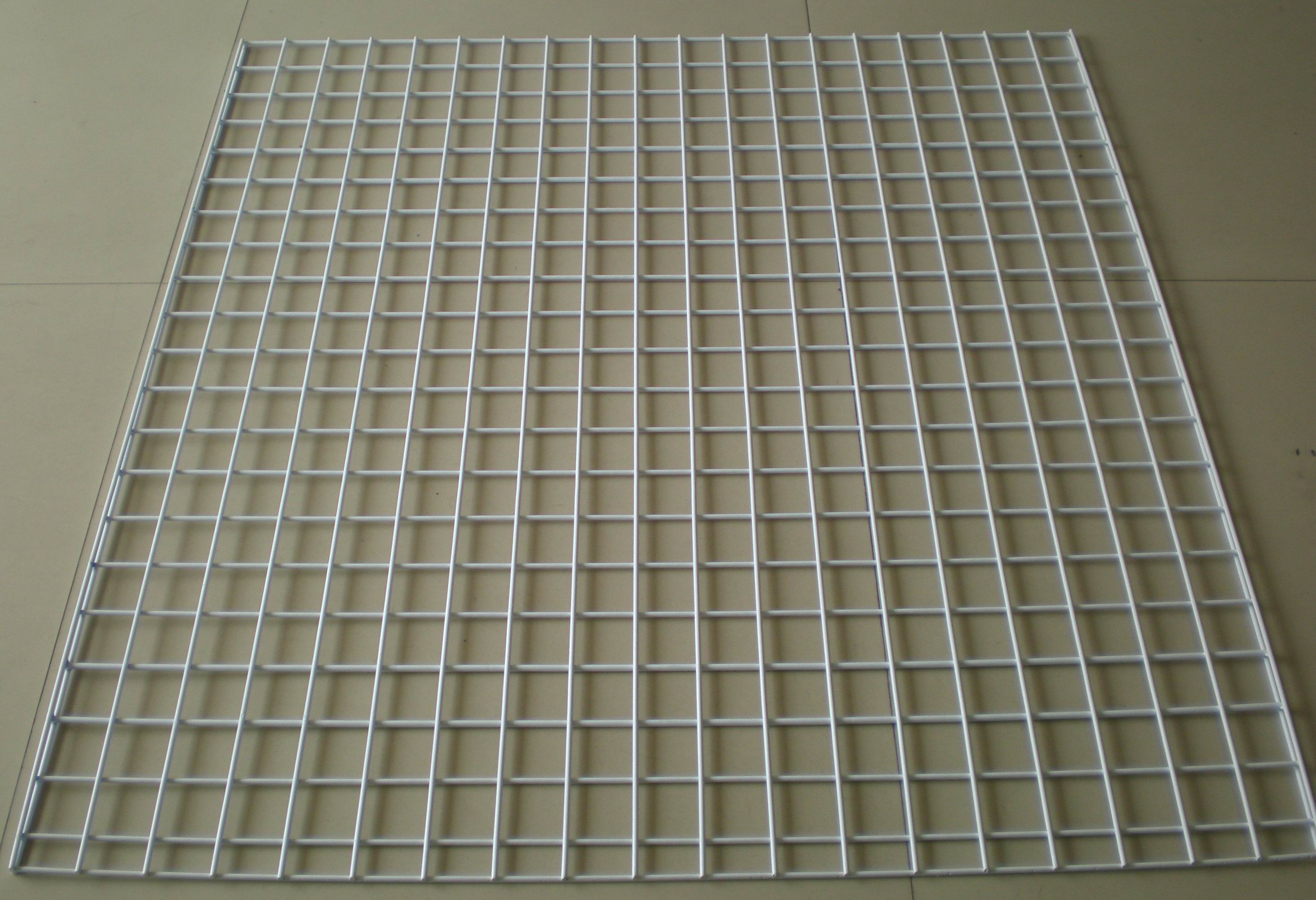 Wire mesh frame shelf for supermarket/retail store